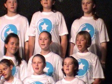Rachel Beat performance 2001